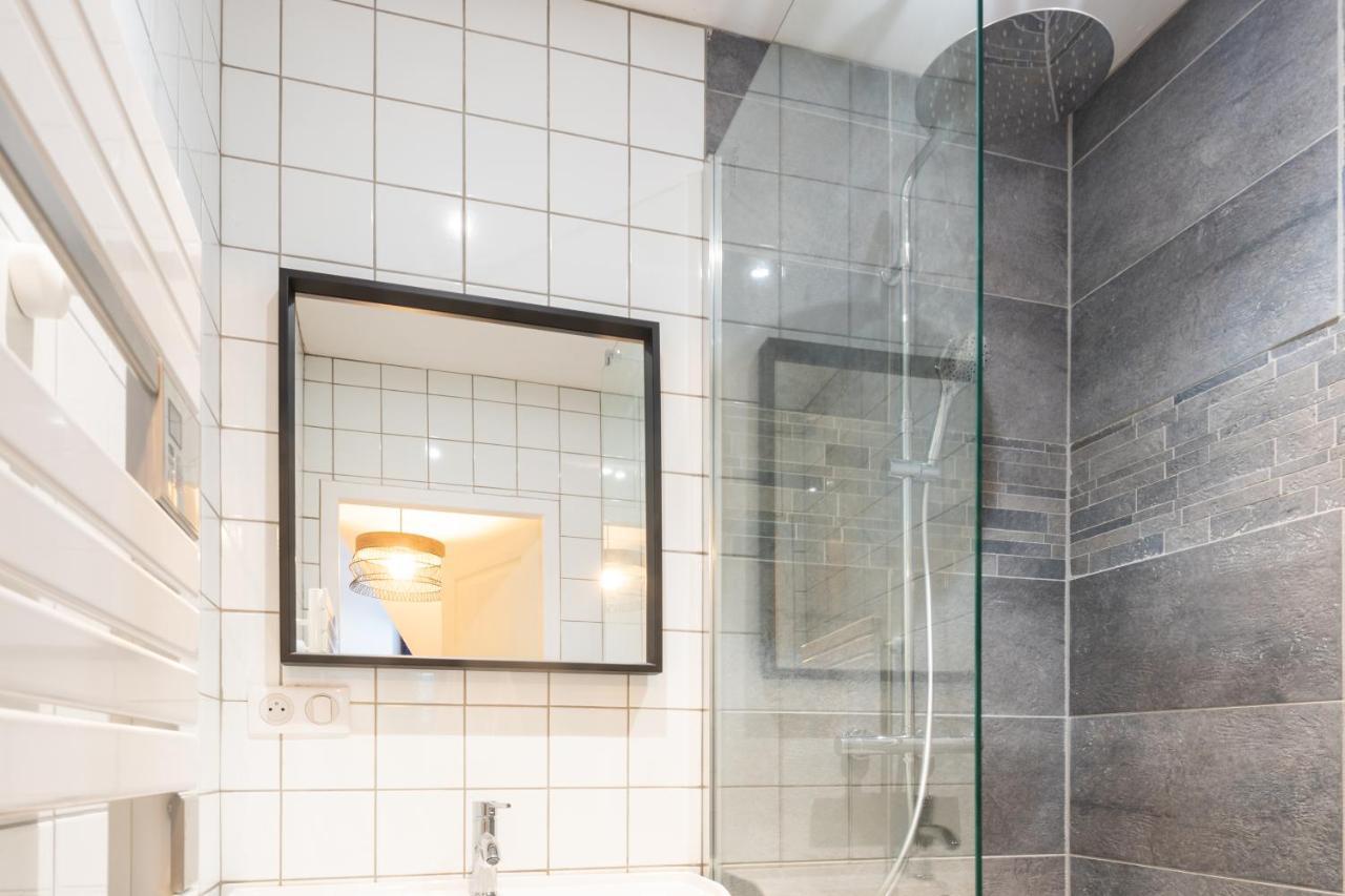 Appartement Coeur De Ville - Au Calme - Wifi - Four, Lave-Seche Linge Pau Luaran gambar