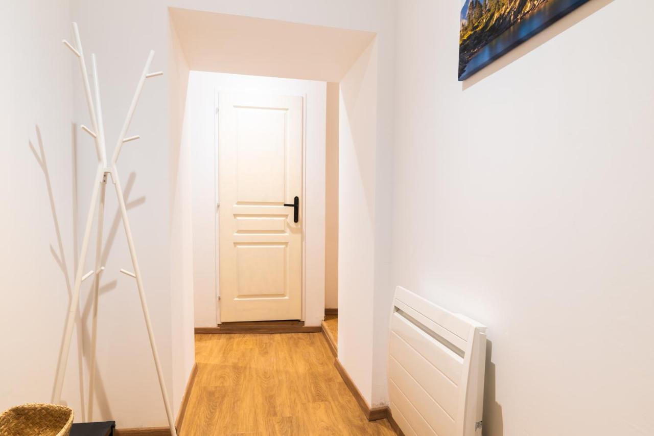 Appartement Coeur De Ville - Au Calme - Wifi - Four, Lave-Seche Linge Pau Luaran gambar