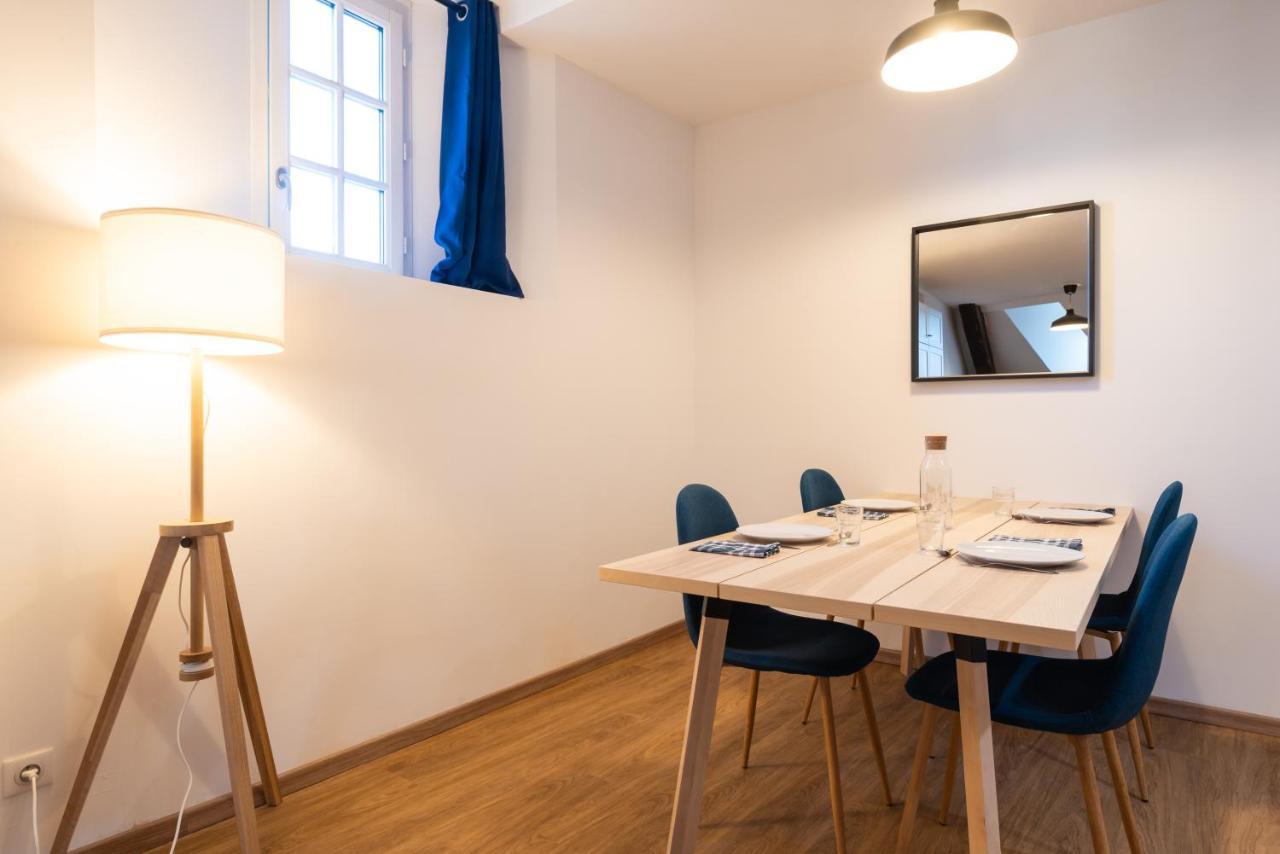 Appartement Coeur De Ville - Au Calme - Wifi - Four, Lave-Seche Linge Pau Luaran gambar