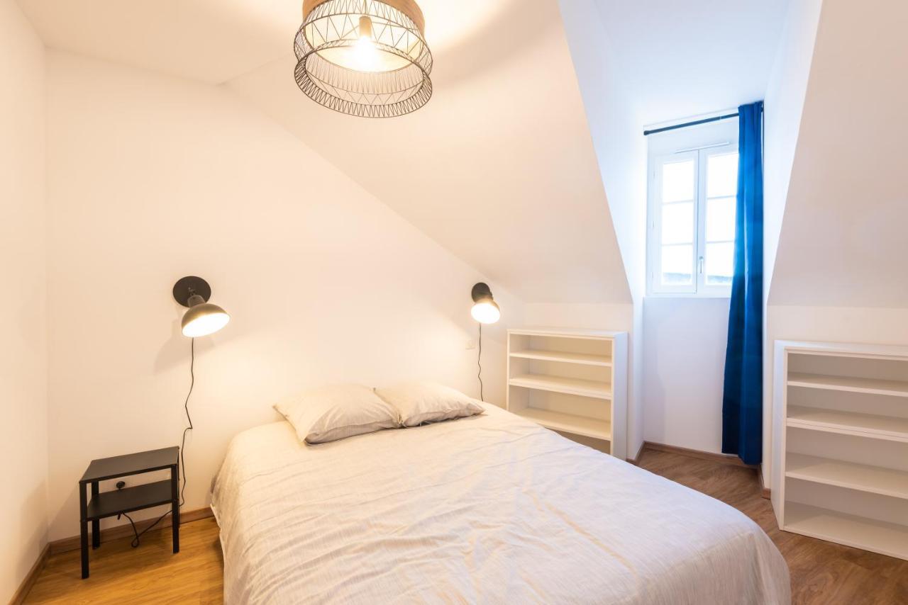 Appartement Coeur De Ville - Au Calme - Wifi - Four, Lave-Seche Linge Pau Luaran gambar