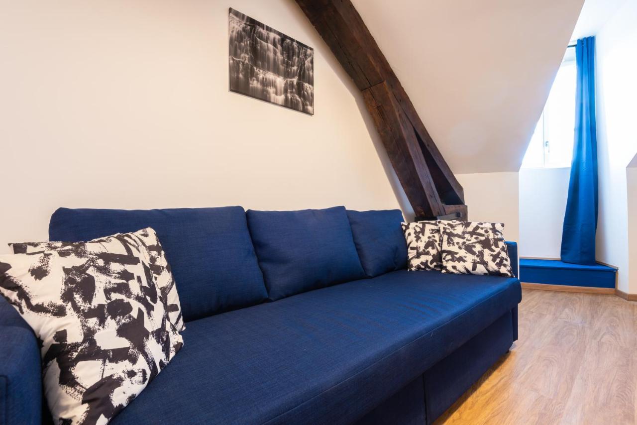 Appartement Coeur De Ville - Au Calme - Wifi - Four, Lave-Seche Linge Pau Luaran gambar